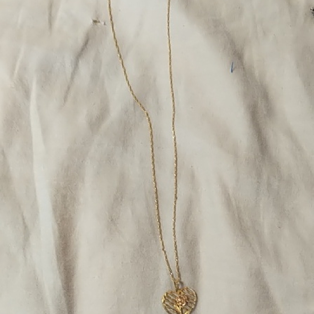 Gold Heart Pendant Necklace